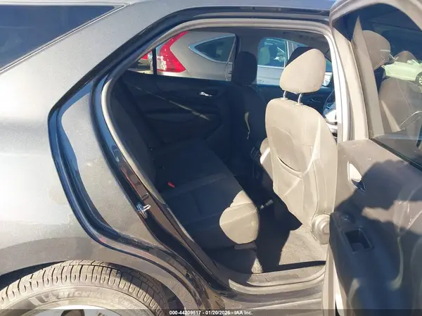 3GNAXUEV0KS652700 2019 CHEVROLET EQUINOX - Image 8