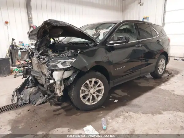 3GNAXUEV0LL293831 2020 CHEVROLET EQUINOX - Image 2