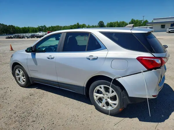 3GNAXUEV0MS102335 2021 CHEVROLET EQUINOX - Image 2