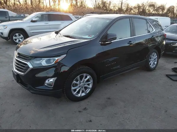 3GNAXUEV0MS119216 2021 CHEVROLET EQUINOX - Image 2