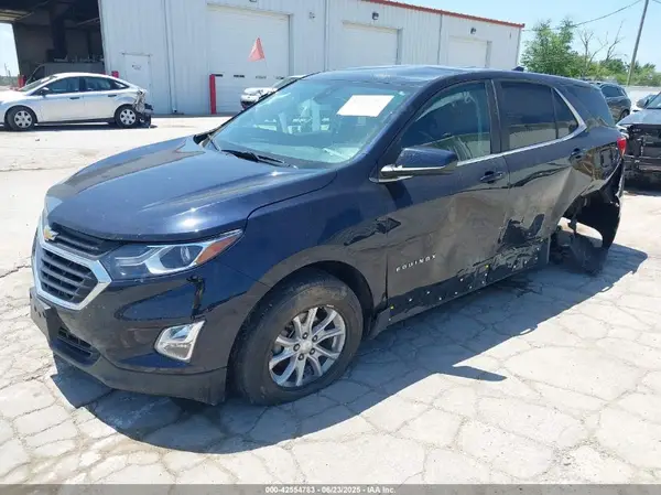 3GNAXUEV0MS138865 2021 CHEVROLET EQUINOX - Image 2