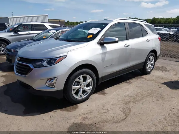 3GNAXUEV0MS175768 2021 CHEVROLET EQUINOX - Image 2