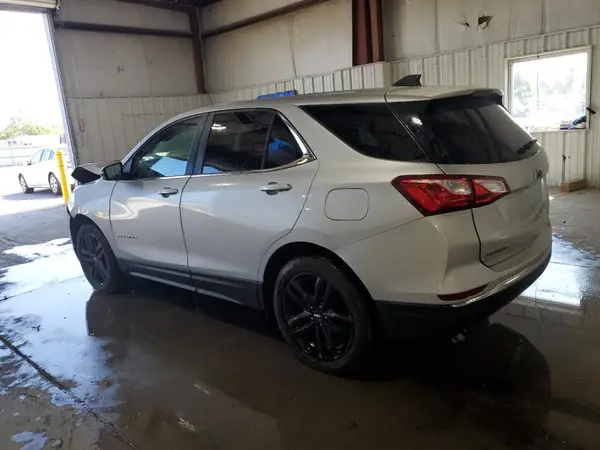 3GNAXUEV0MS182221 2021 CHEVROLET EQUINOX - Image 2