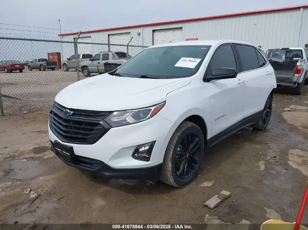 3GNAXUEV0MS182932 2021 CHEVROLET EQUINOX - Image 2