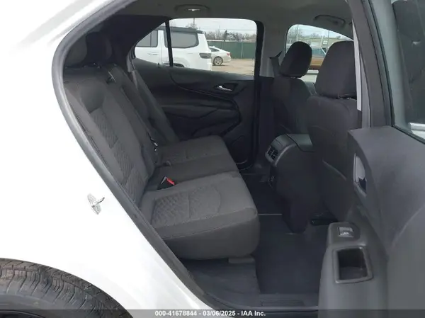 3GNAXUEV0MS182932 2021 CHEVROLET EQUINOX - Image 8