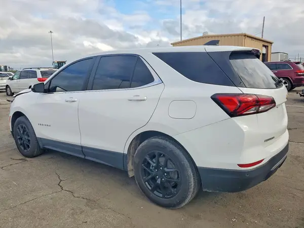 3GNAXUEV0NL126940 2022 CHEVROLET EQUINOX - Image 2