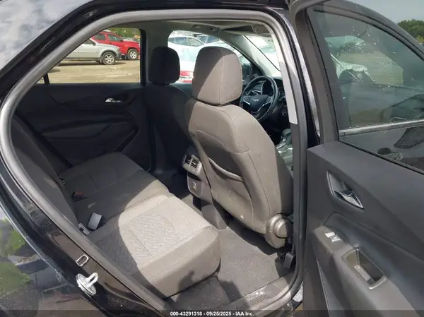 3GNAXUEV0NL150137 2022 CHEVROLET EQUINOX - Image 8