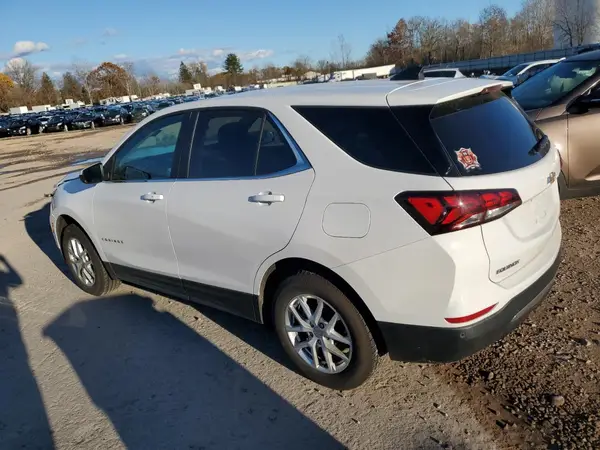 3GNAXUEV0NL185258 2022 CHEVROLET EQUINOX - Image 2