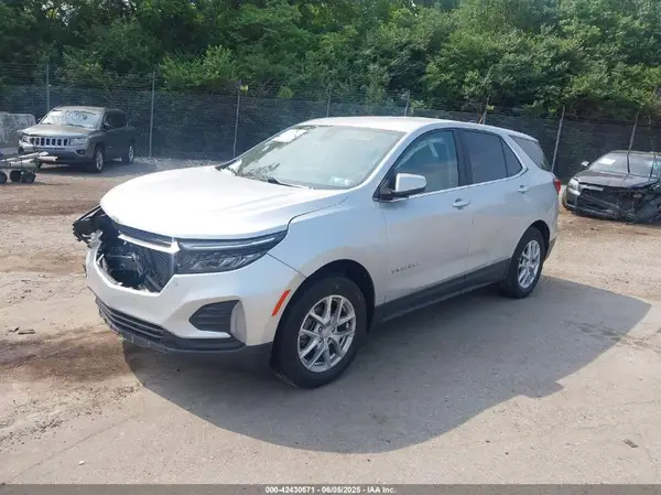 3GNAXUEV0NL189262 2022 CHEVROLET EQUINOX - Image 2
