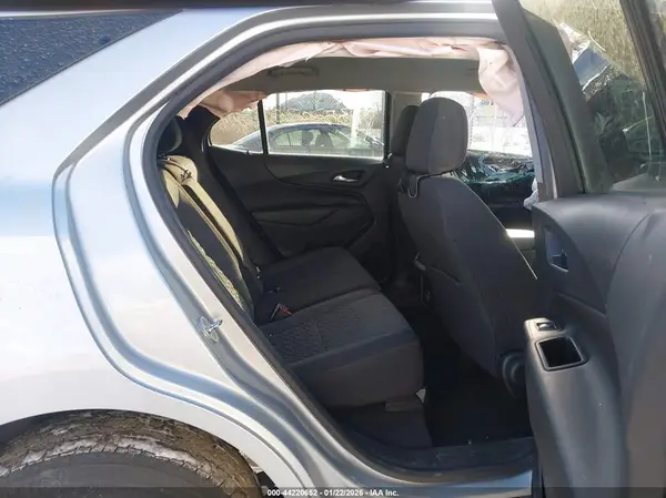 3GNAXUEV0NL216184 2022 CHEVROLET EQUINOX - Image 8