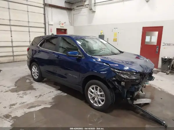 3GNAXUEV0NL223572 2022 CHEVROLET EQUINOX - Image 1