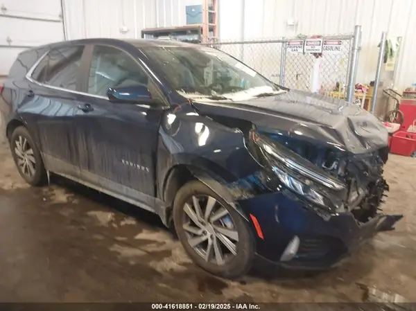 3GNAXUEV0NL243028 2022 CHEVROLET EQUINOX - Image 1