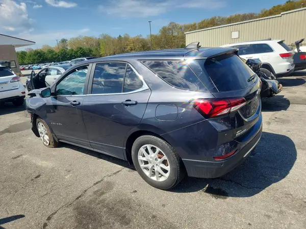 3GNAXUEV0NS234125 2022 CHEVROLET EQUINOX - Image 2