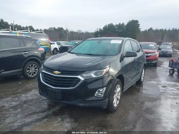 3GNAXUEV1KL332828 2019 CHEVROLET EQUINOX - Image 2