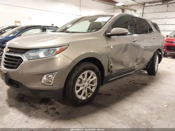 3GNAXUEV1KS504846 2019 CHEVROLET EQUINOX - Image 2