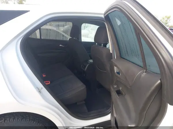 3GNAXUEV1KS580437 2019 CHEVROLET EQUINOX - Image 8