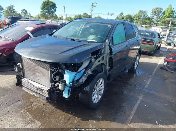 3GNAXUEV1KS633184 2019 CHEVROLET EQUINOX - Image 2