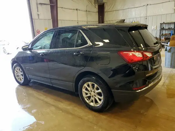 3GNAXUEV1LL262135 2020 CHEVROLET EQUINOX - Image 2