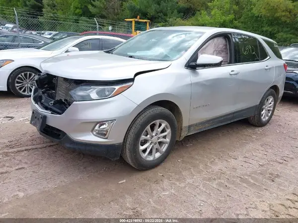 3GNAXUEV1LS534494 2020 CHEVROLET EQUINOX - Image 2