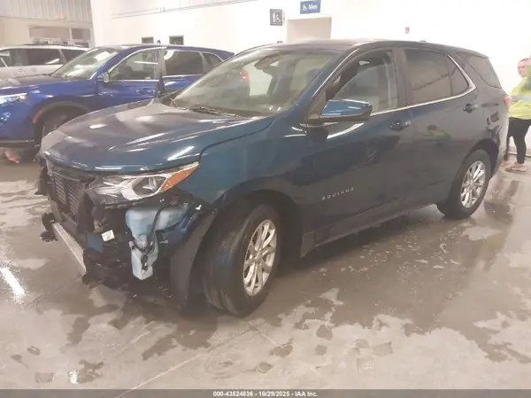 3GNAXUEV1ML315045 2021 CHEVROLET EQUINOX - Image 2