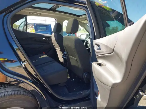3GNAXUEV1ML364231 2021 CHEVROLET EQUINOX - Image 8