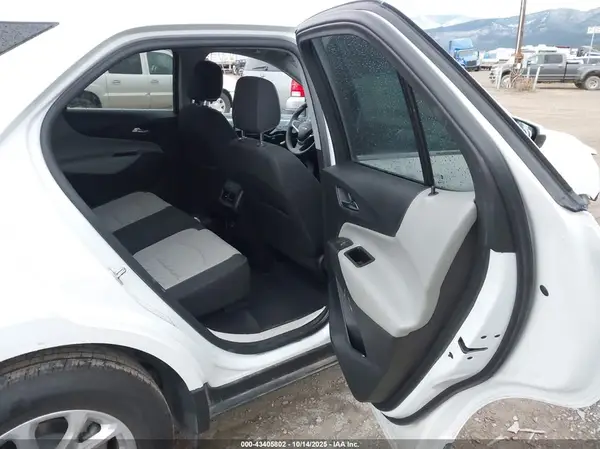 3GNAXUEV1MS133920 2021 CHEVROLET EQUINOX - Image 8