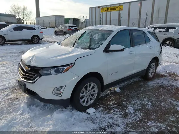 3GNAXUEV1MS147087 2021 CHEVROLET EQUINOX - Image 2