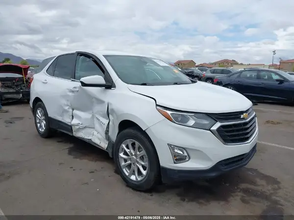3GNAXUEV1MS176153 2021 CHEVROLET EQUINOX - Image 1