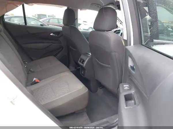 3GNAXUEV1MS176153 2021 CHEVROLET EQUINOX - Image 8