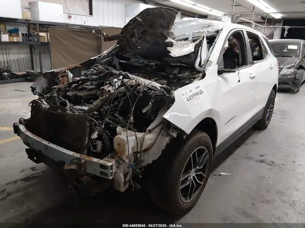 3GNAXUEV1MS177478 2021 CHEVROLET EQUINOX - Image 2