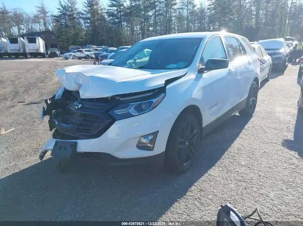 3GNAXUEV1MS182888 2021 CHEVROLET EQUINOX - Image 2