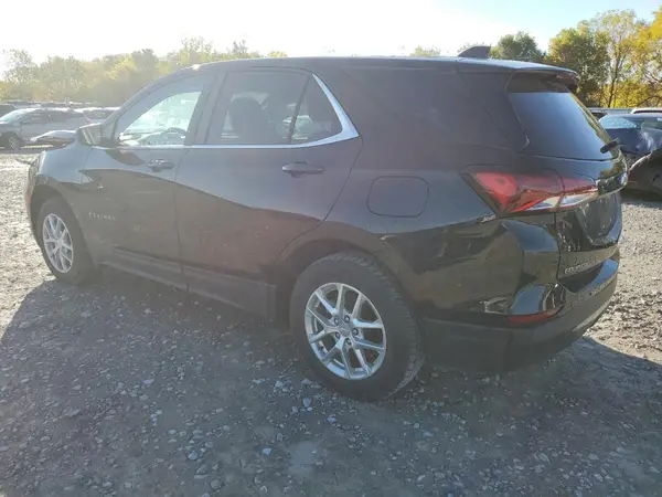 3GNAXUEV1NL161874 2022 CHEVROLET EQUINOX - Image 2