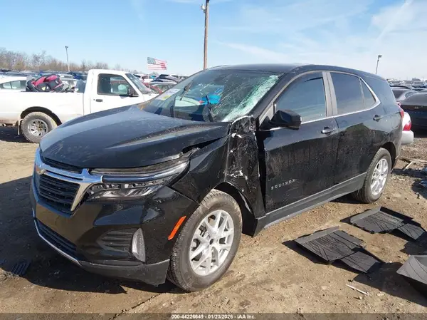 3GNAXUEV1NL234368 2022 CHEVROLET EQUINOX - Image 2