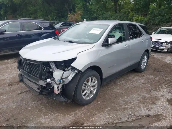 3GNAXUEV1NL269878 2022 CHEVROLET EQUINOX - Image 2