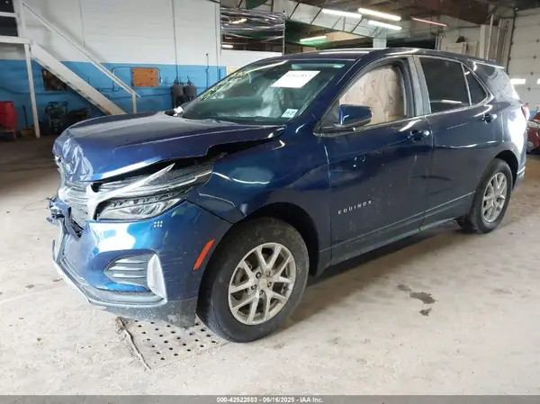 3GNAXUEV1NL289211 2022 CHEVROLET EQUINOX - Image 2