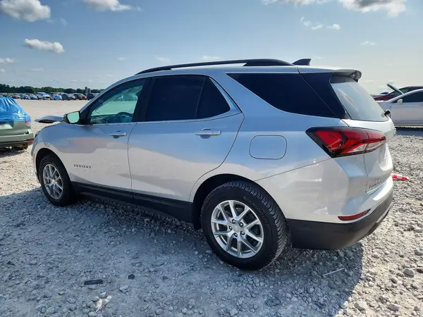 3GNAXUEV1NS102054 2022 CHEVROLET EQUINOX - Image 2