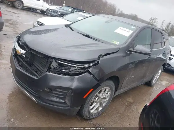 3GNAXUEV1NS237227 2022 CHEVROLET EQUINOX - Image 2