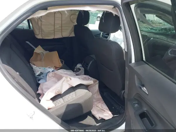 3GNAXUEV2KL117863 2019 CHEVROLET EQUINOX - Image 8