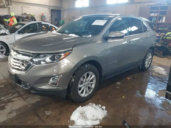 3GNAXUEV2KS563808 2019 CHEVROLET EQUINOX - Image 2