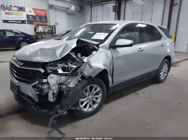3GNAXUEV2KS575604 2019 CHEVROLET EQUINOX - Image 2