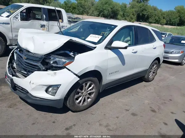 3GNAXUEV2KS677873 2019 CHEVROLET EQUINOX - Image 2