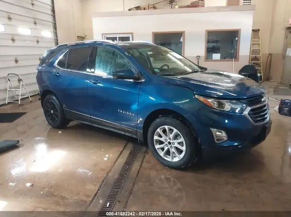 3GNAXUEV2LL254044 2020 CHEVROLET EQUINOX - Image 1