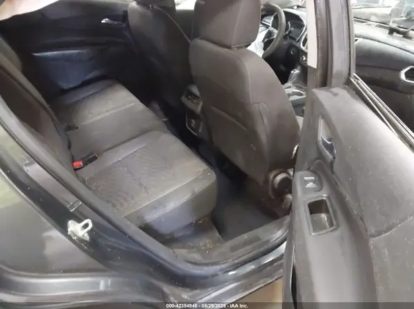 3GNAXUEV2ML378395 2021 CHEVROLET EQUINOX - Image 8