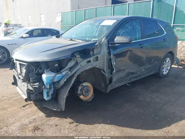 3GNAXUEV2ML390580 2021 CHEVROLET EQUINOX - Image 2