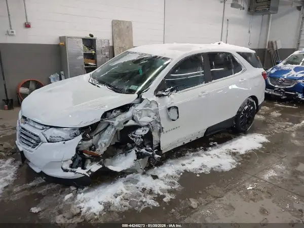 3GNAXUEV2MS124174 2021 CHEVROLET EQUINOX - Image 2