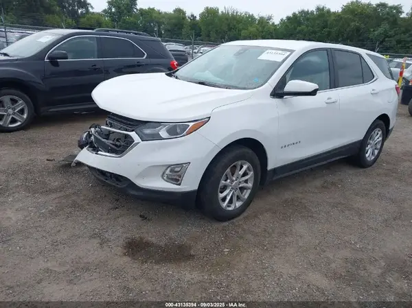 3GNAXUEV2MS126975 2021 CHEVROLET EQUINOX - Image 2
