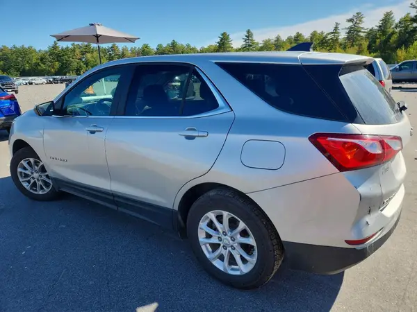 3GNAXUEV2MS128970 2021 CHEVROLET EQUINOX - Image 2