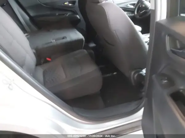3GNAXUEV2MS132372 2021 CHEVROLET EQUINOX - Image 8