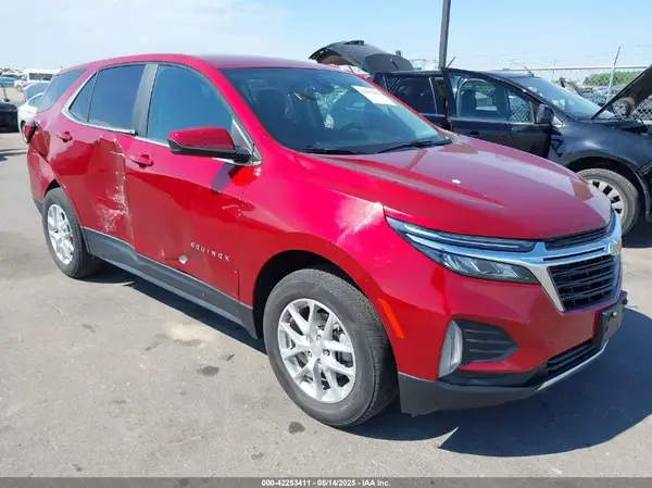 3GNAXUEV2NL141035 2022 CHEVROLET EQUINOX - Image 1