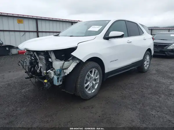 3GNAXUEV2NL153802 2022 CHEVROLET EQUINOX - Image 2